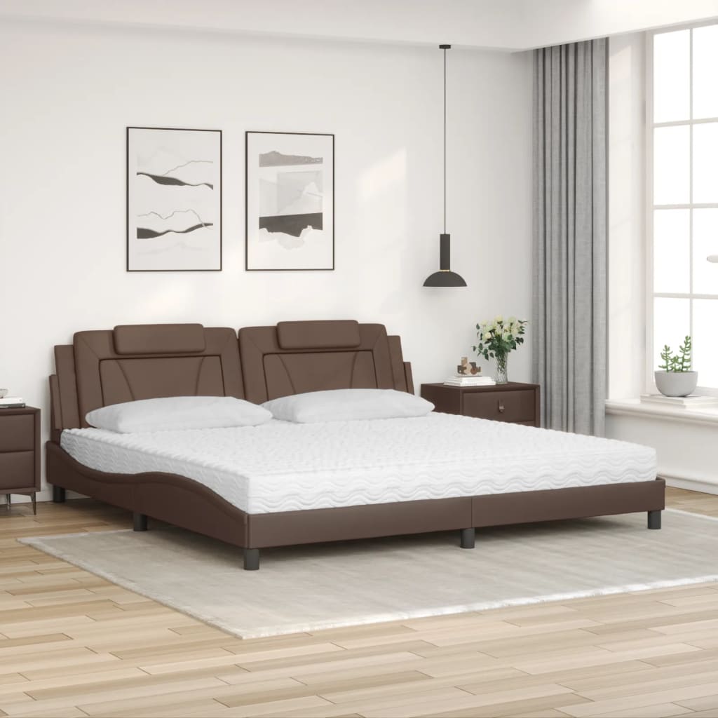 Bett "Viana" mit Matratze Braun 200x200 cm Kunstleder