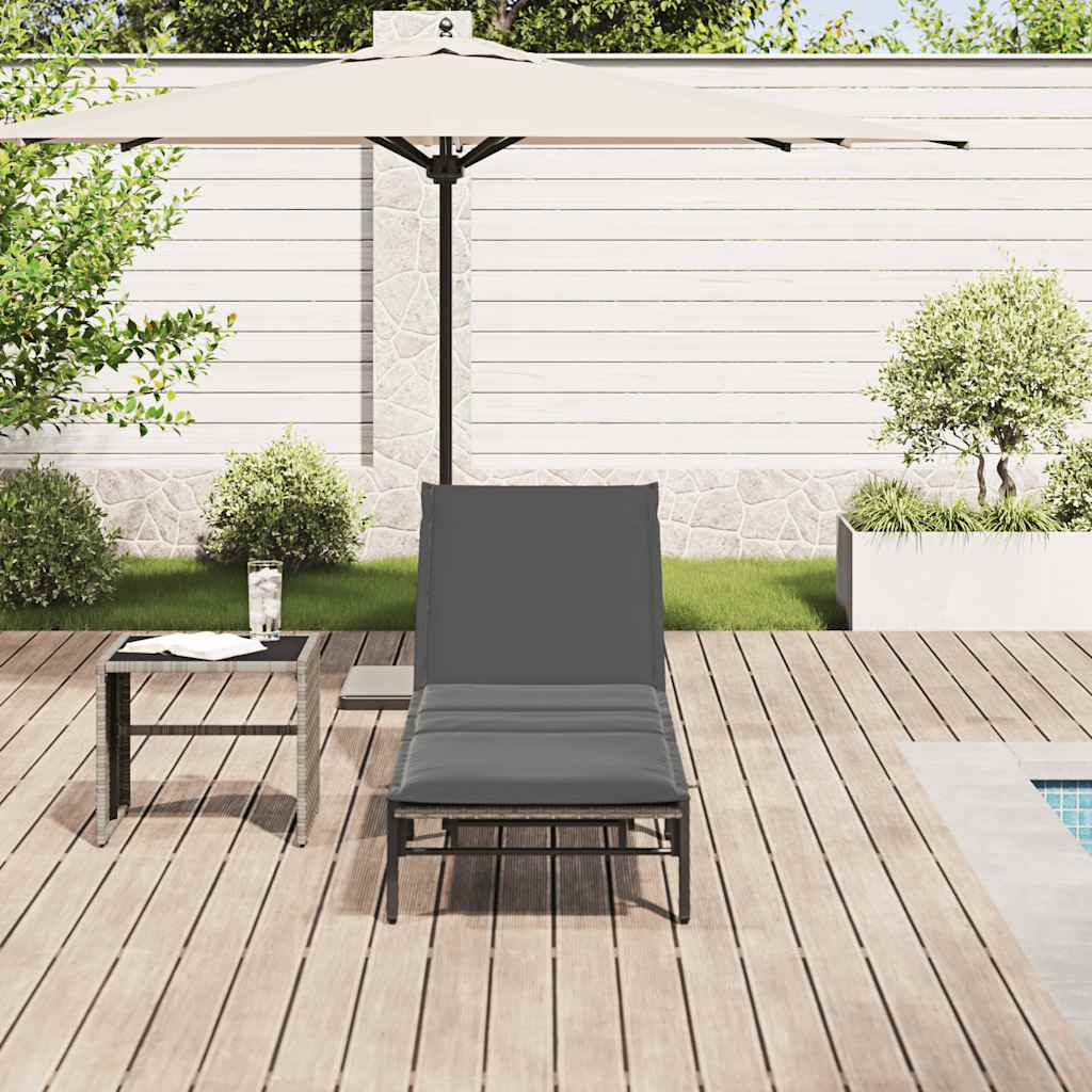 Bain de soleil avec coussin en polyrotin gris clair