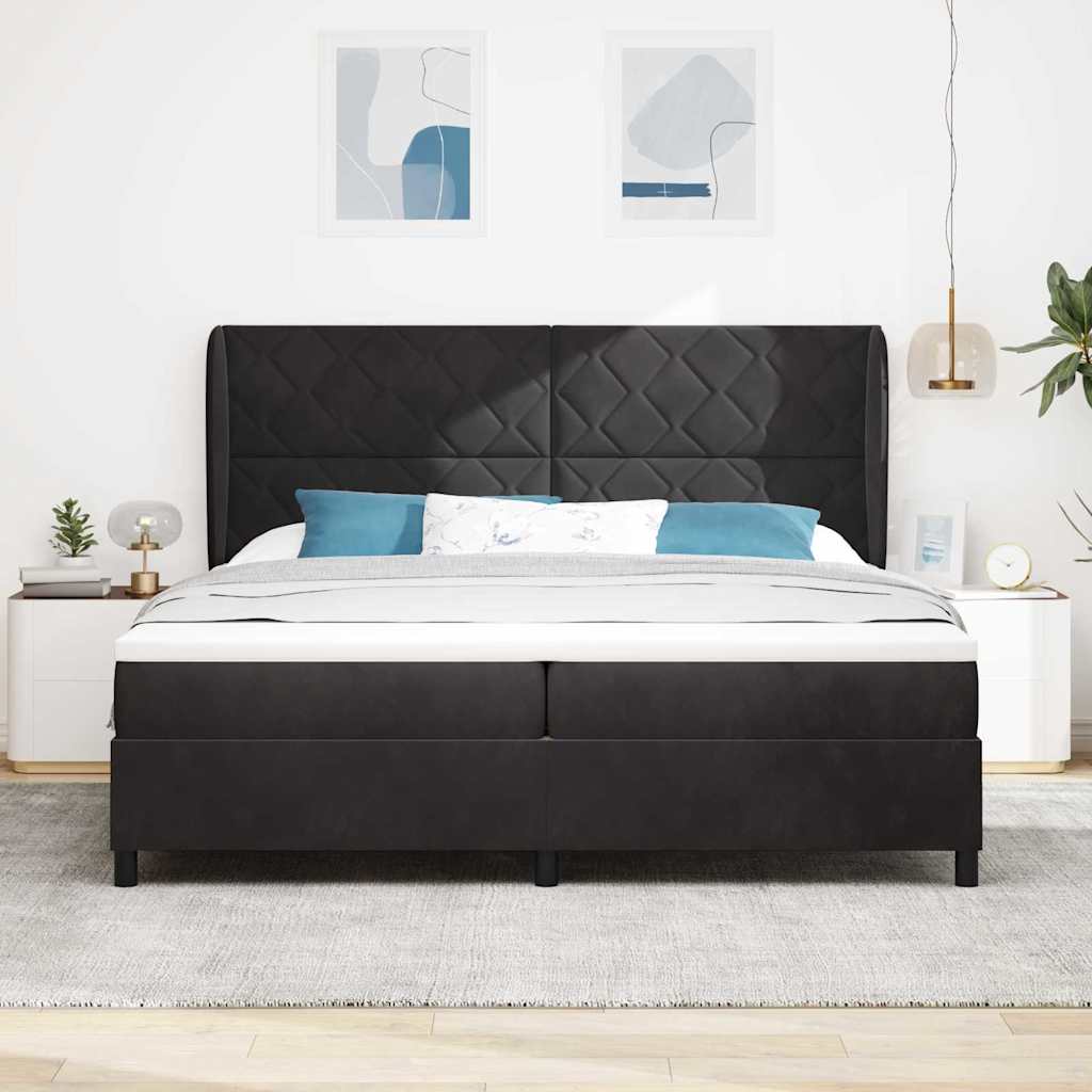 Boxspringbett mit Matratze Schwarz 200 x 200 cm Samt