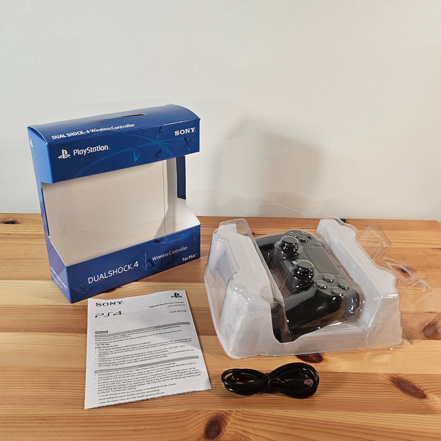 PS4 Controller Sony DualShock 4 V2 Wireless – Schwarz