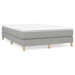 Boxspringbett mit Matratze Hellgrau 140x200 cm Stoff