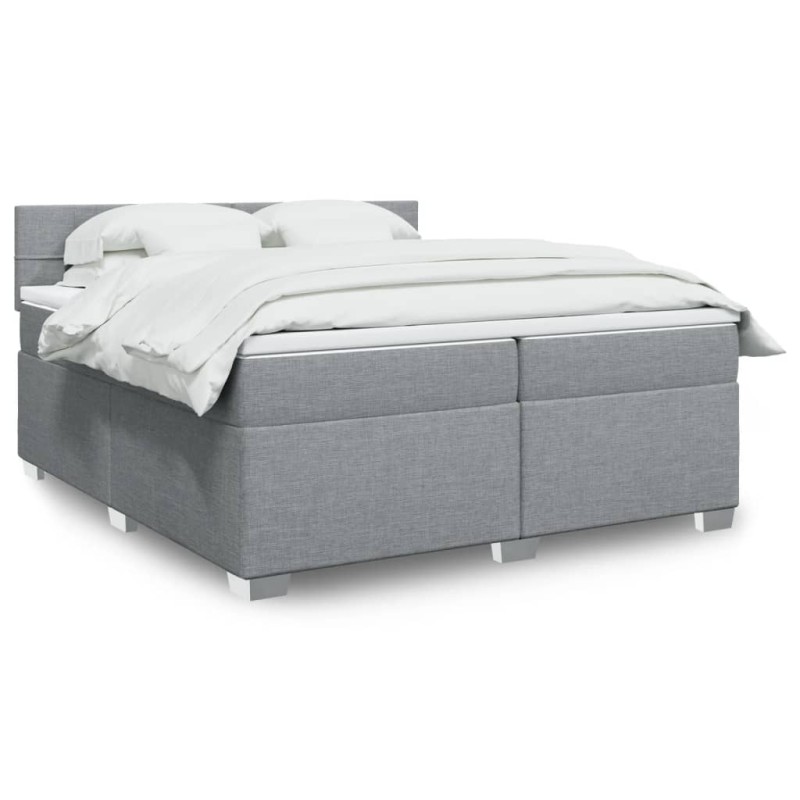 Boxspringbett mit Matratze Hellgrau 200x200 cm Stoff