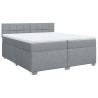 Boxspringbett mit Matratze Hellgrau 200x200 cm Stoff