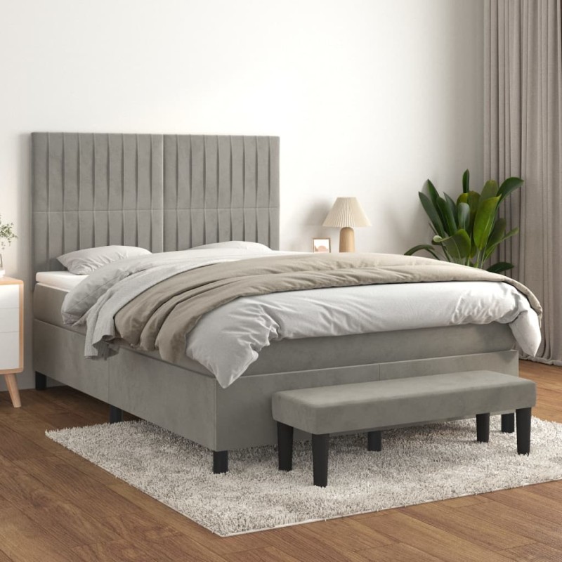 Boxspringbett mit Matratze Hellgrau 140x200 cm Samt