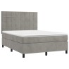 Boxspringbett mit Matratze Hellgrau 140x190 cm Samt