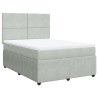 Boxspringbett mit Matratze Hellgrau 140x200 cm Samt