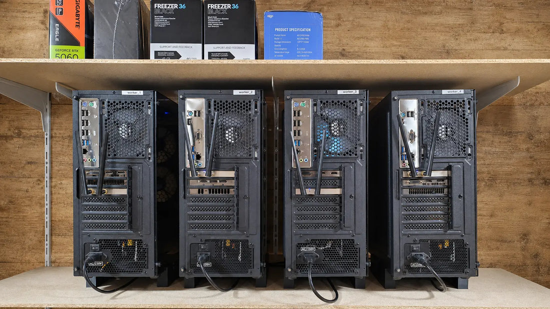 Vier Worker-PCs für Produktdaten, Bestandsprüfungen und Sicherungen hinter Praktikoo