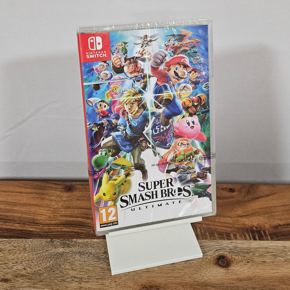 Super Smash Bros. Ultimate für Nintendo Switch – neues originalverschweisstes Spiel, Vorderseite