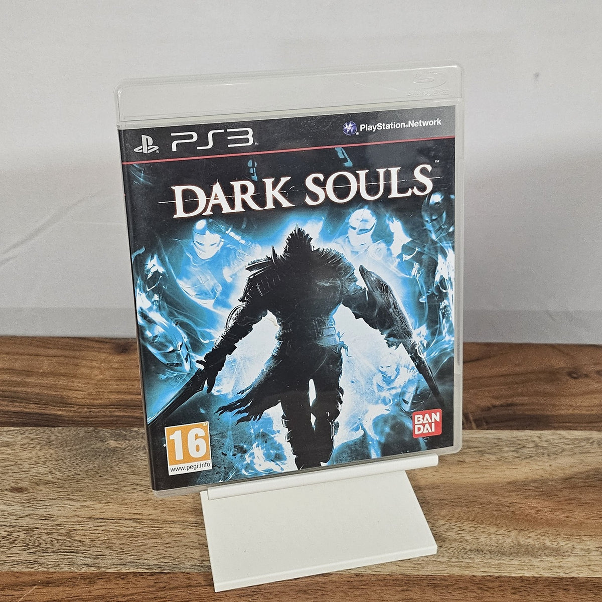 Dark Souls für PlayStation 3 – fotografiertes Occasion-Exemplar in Originalhülle, Vorderseite