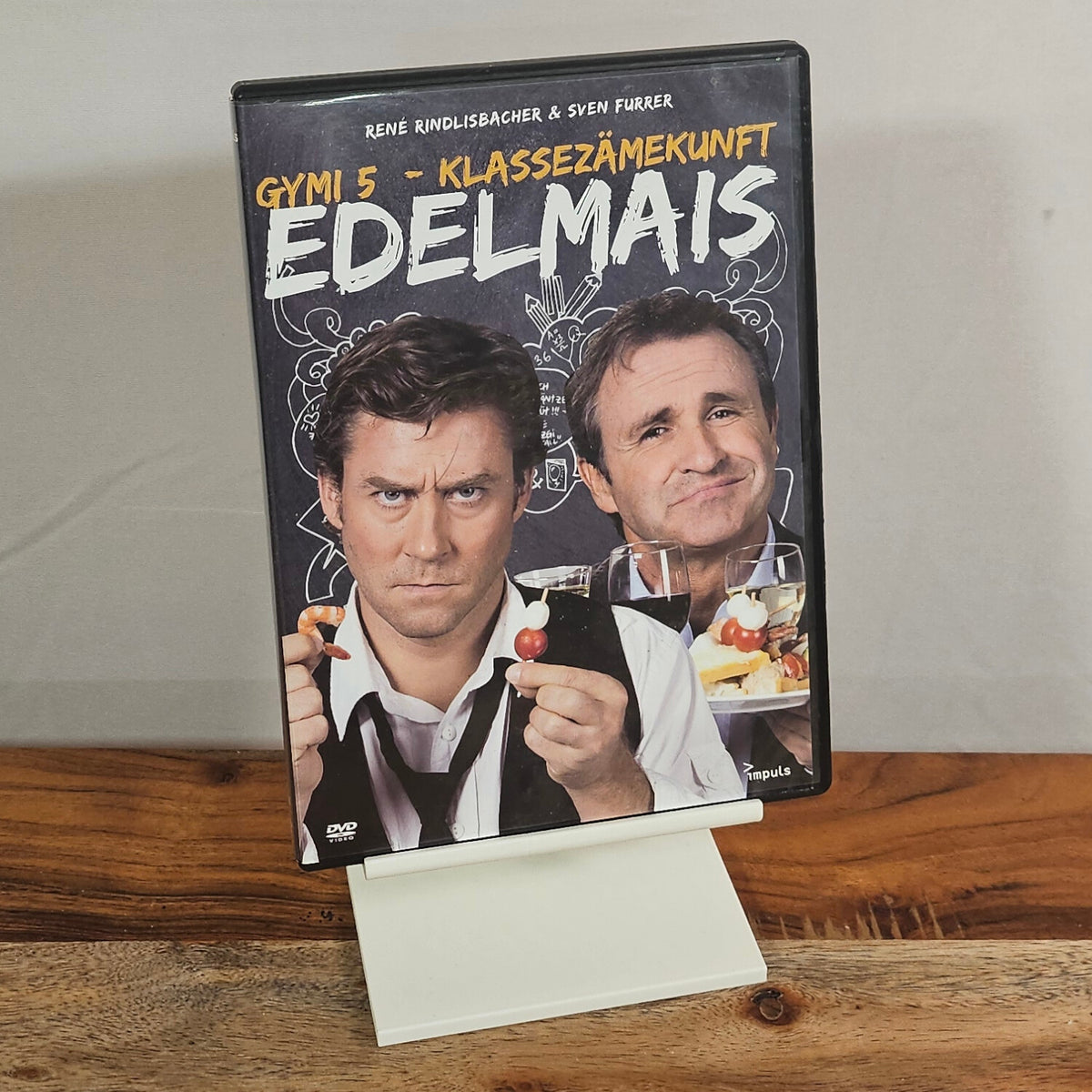 Edelmais Gymi 5 Klassenzämekunft Schweizer Comedy DVD Occasion – Vorderseite