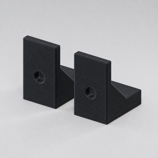 Zwei schwarze 90-Grad-Montagewinkel für einen 120mm PC-Lüfter