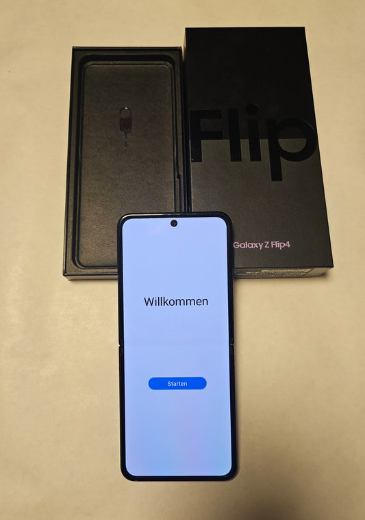 Samsung Galaxy Z Flip4 – 512 GB, Phantom Black – with new display