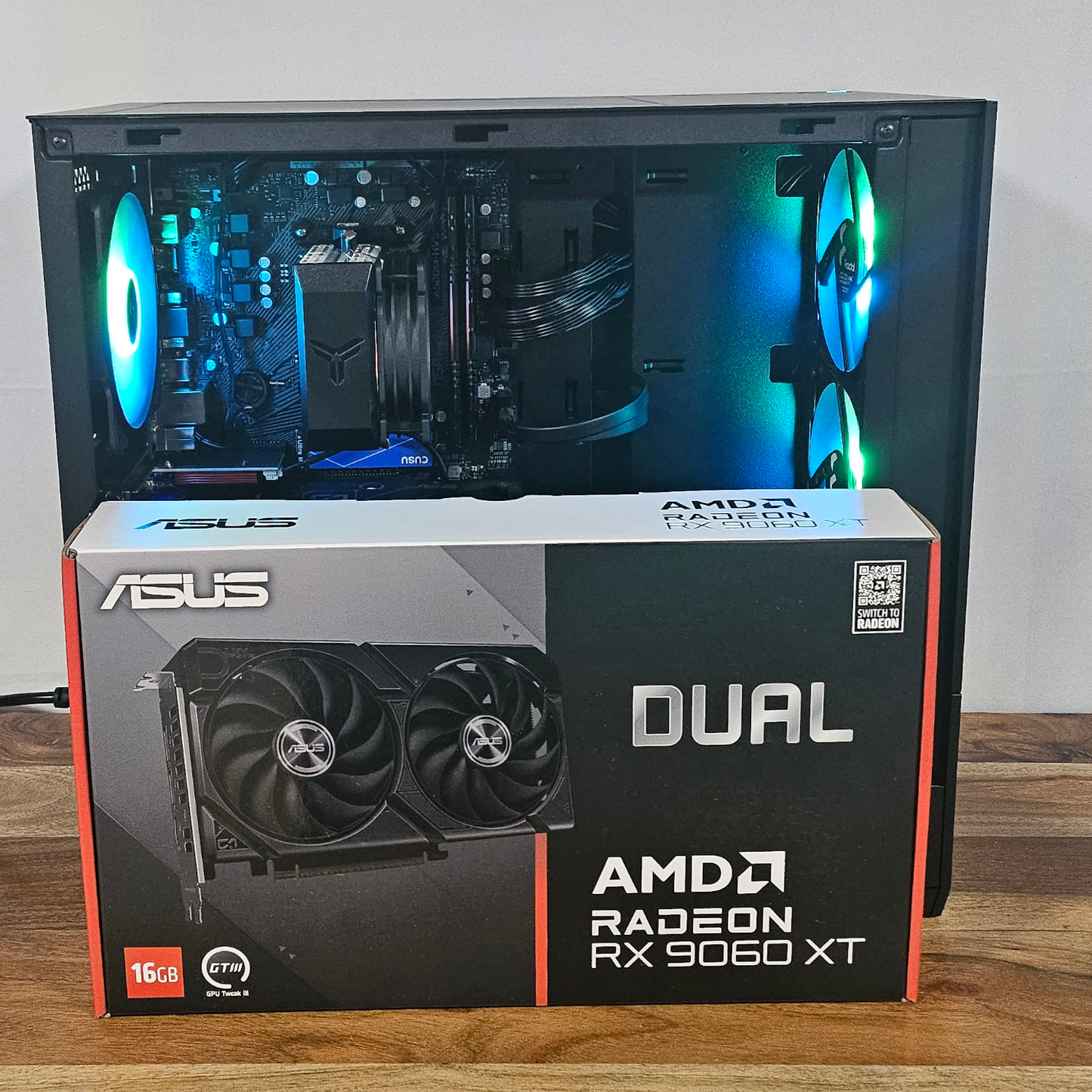 🔥 Gaming PC Ryzen 5 5600X / RX 9060 XT 16GB / 16GB RAM / Fractal RGB