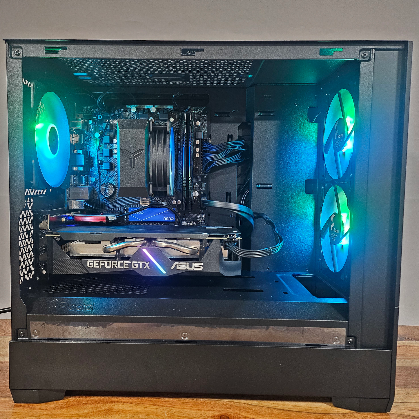 🔥 Gaming PC Ryzen 5 3500X / GTX 1660 SUPER / 16GB RAM / Fractal RGB