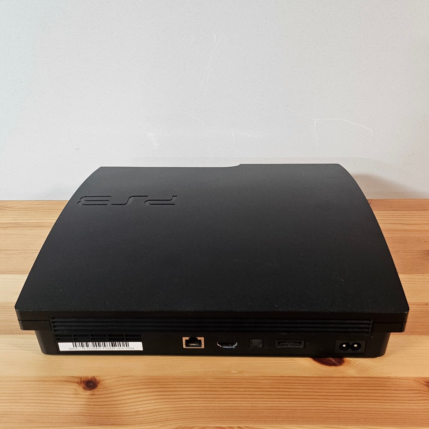🎮 Console PlayStation 3 Slim 120 Go Modèle CECH-2005A – Occasion (pied en caoutchouc manquant)