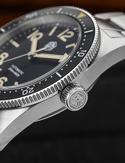 San Martin SN0139 Automatik-Uhr – Edelstahl, Schwarz-Weiss, 39 mm