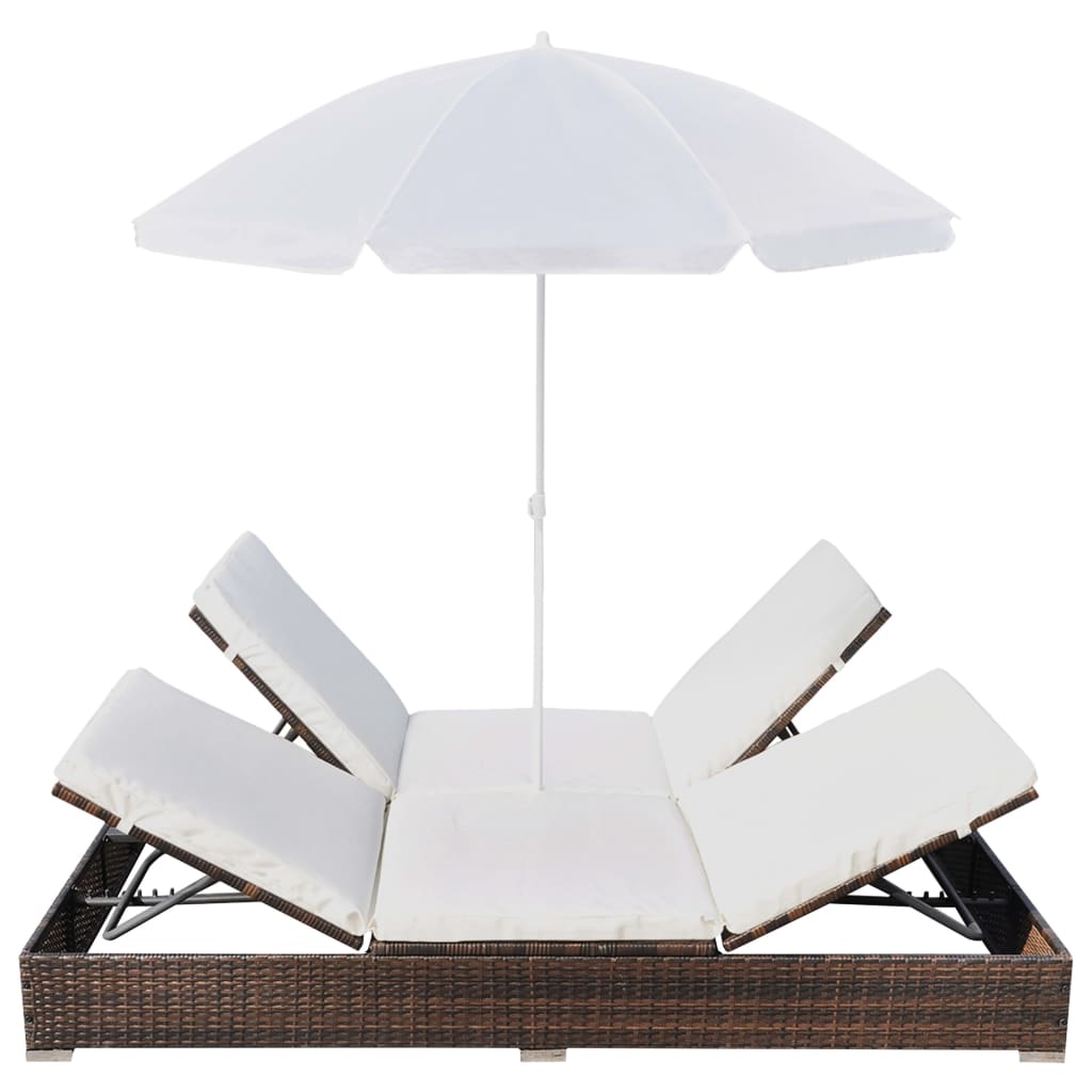 Lit lounge d'extérieur avec parasol en poly rotin marron