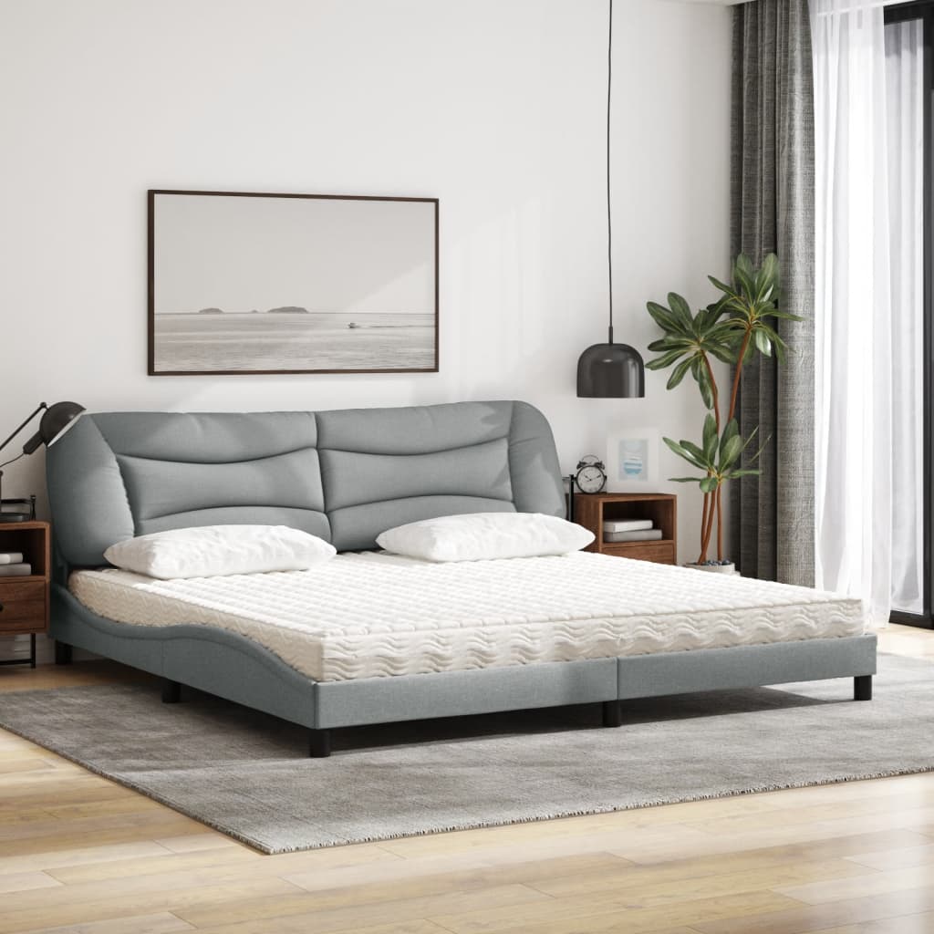 Bett mit Matratze "Hvar" Hellgrau 200x200 cm Stoff