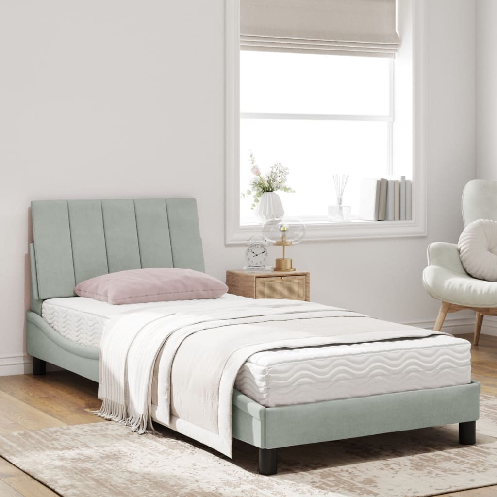 Bett mit Matratze "Hanko" Hellgrau 90x200 cm Samt