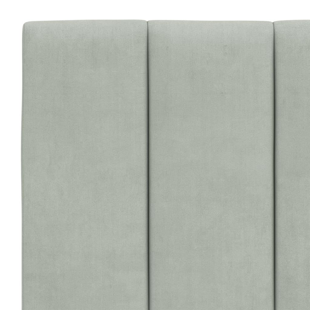 Bett mit Matratze "Hanko" Hellgrau 140x200 cm Samt