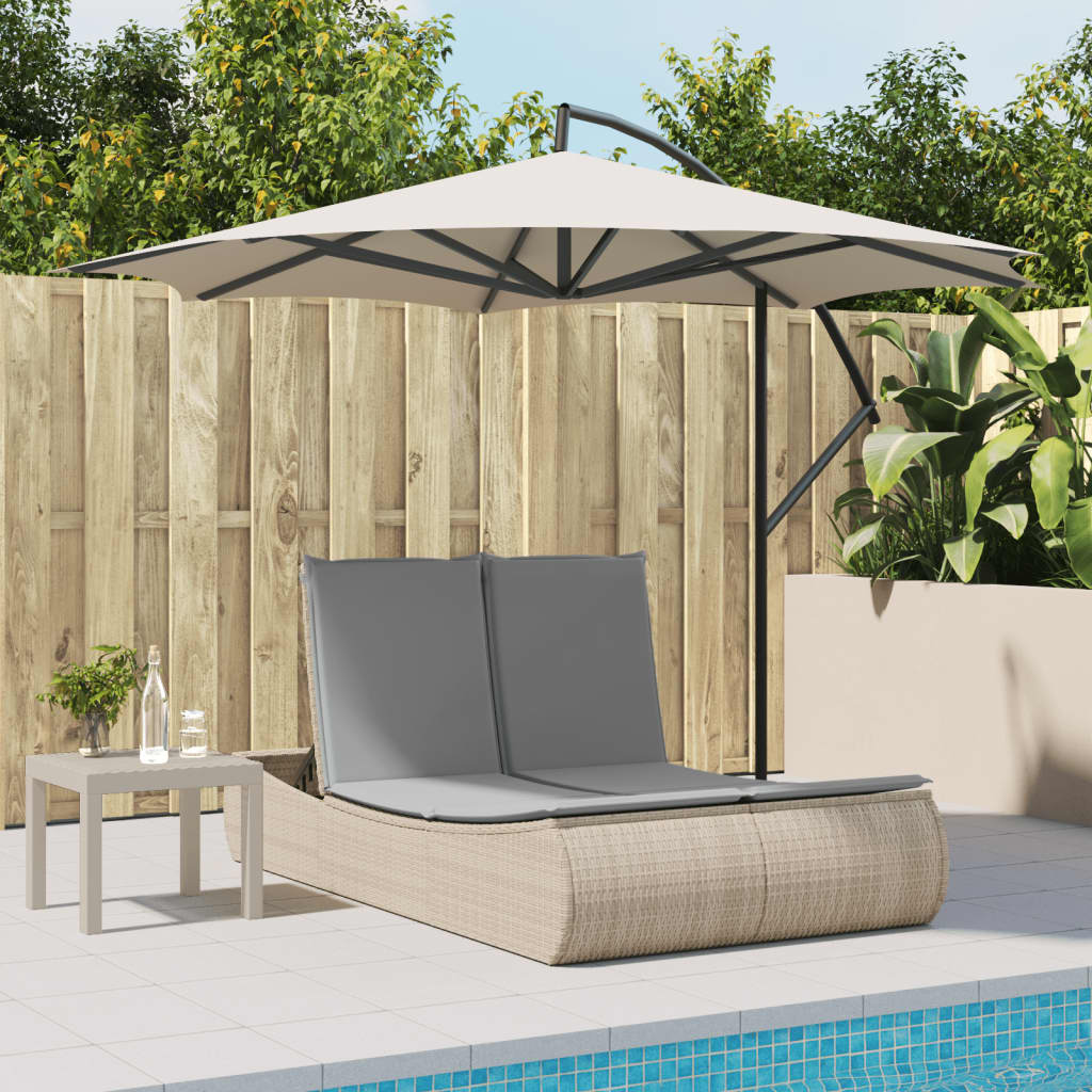 Bain de soleil double avec coussins en polyrotin beige