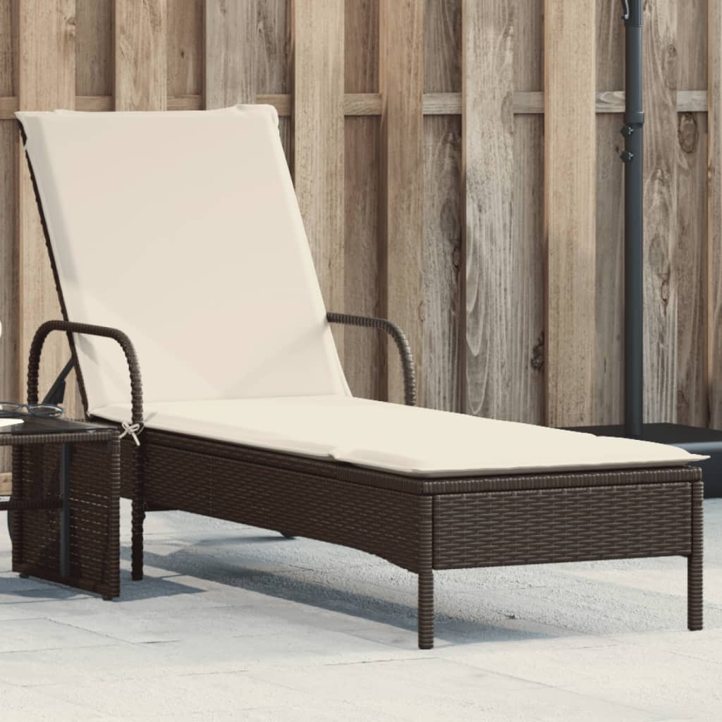 Sonnenliege mit Rollen und Auflage Braun Poly Rattan