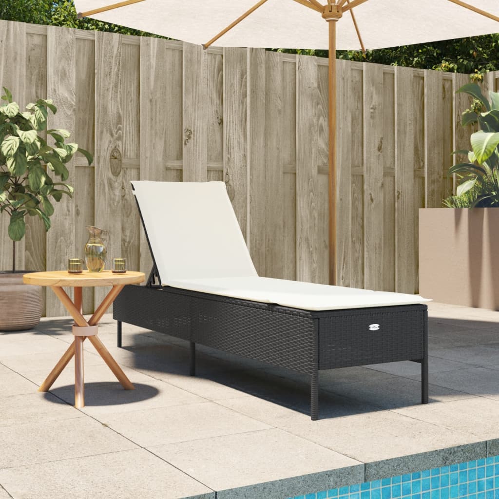 Bain de soleil avec coussin en polyrotin noir