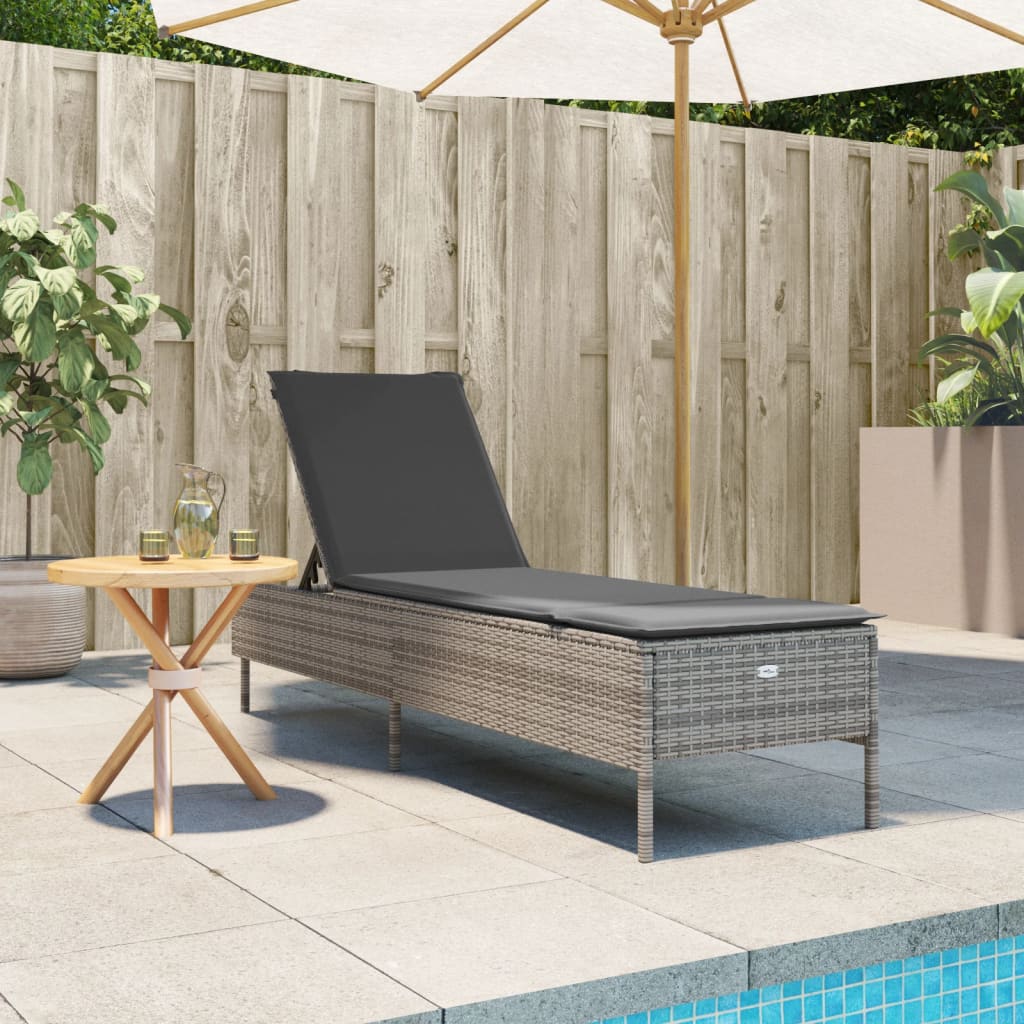 Bain de soleil avec coussin en polyrotin gris