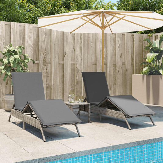 Chaises longues avec coussins, lot de 2, en résine tressée grise