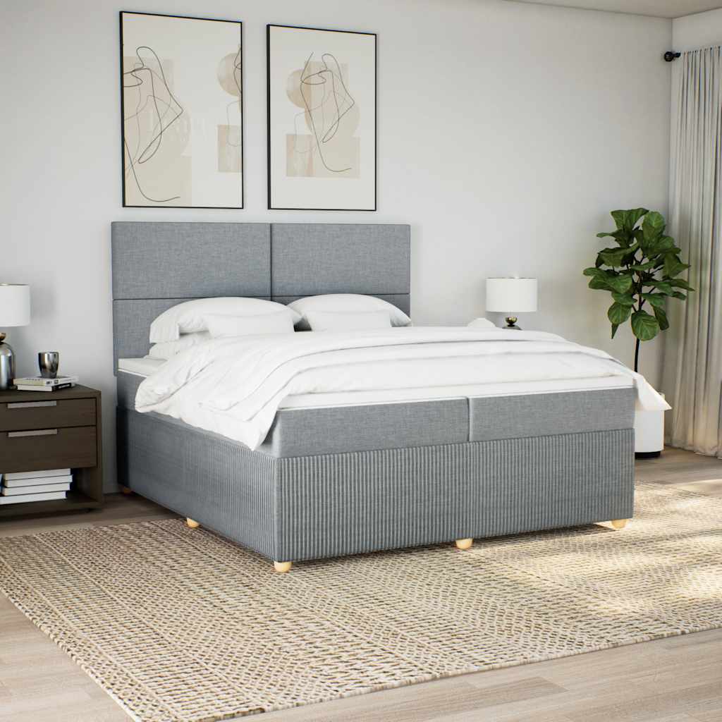 Boxspringbett mit Matratze Hellgrau 200x200 cm Stoff