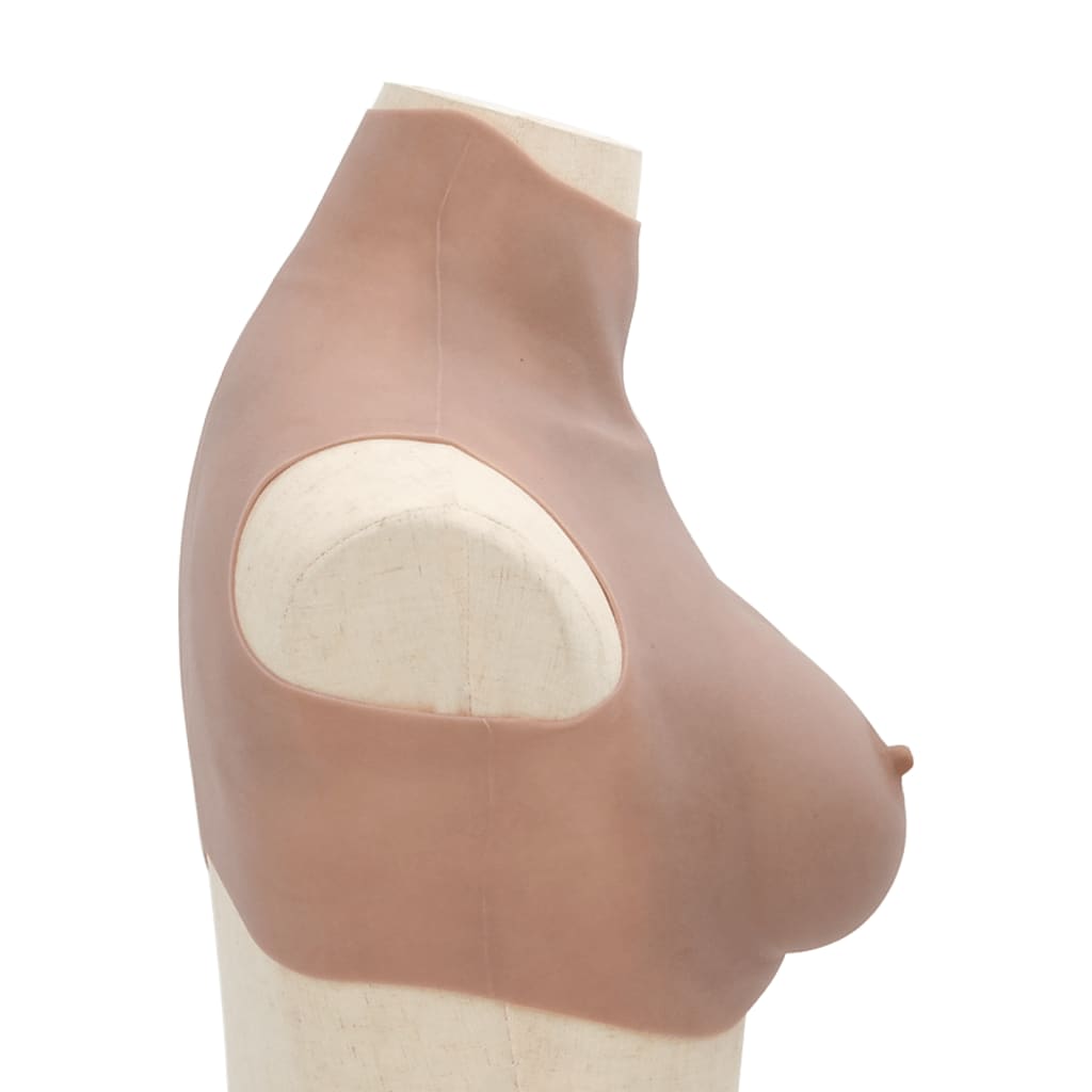 Silikonbrüste Gebräunt Körbchengröße D