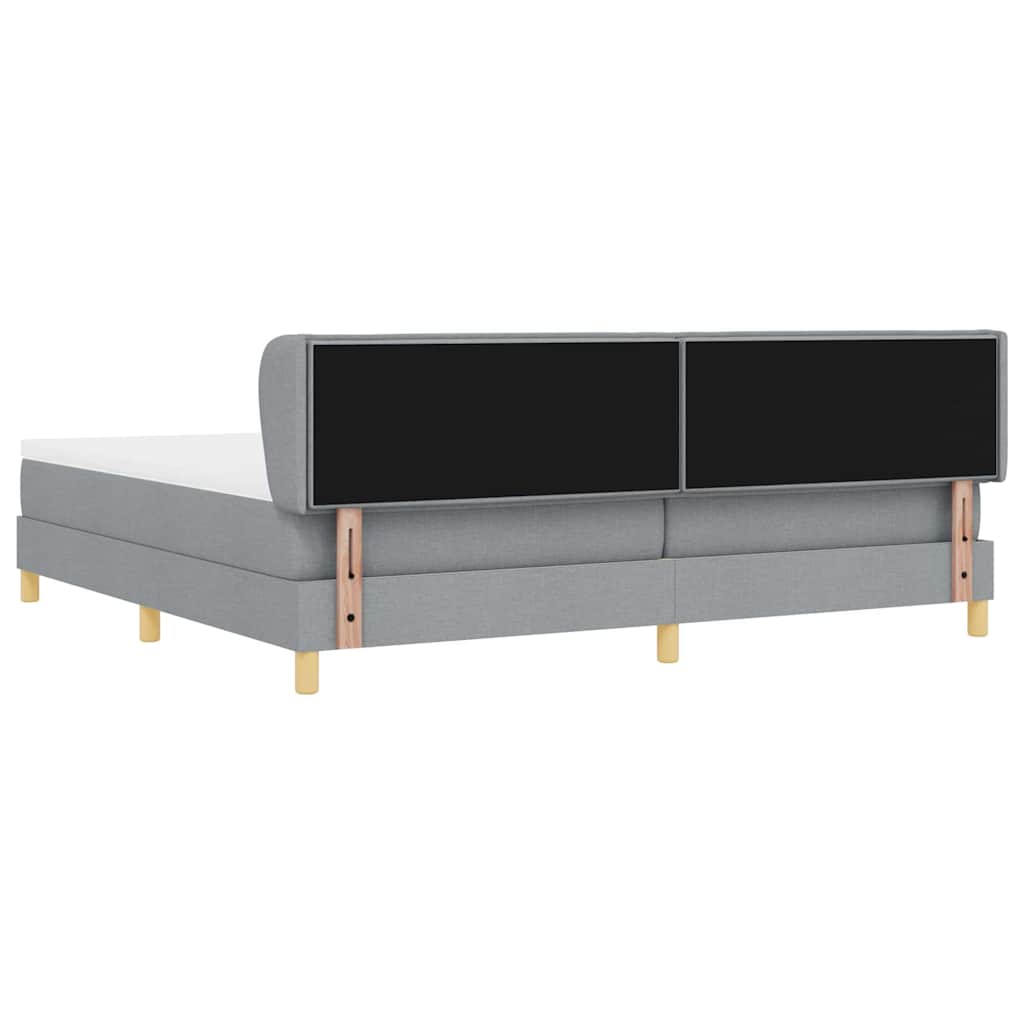 Boxspringbett mit Matratze Hellgrau 200 x 200 cm Stoff
