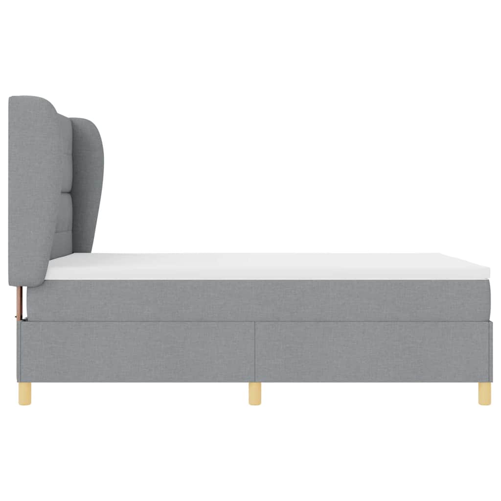 Boxspringbett mit Matratze Hellgrau 200 x 140 cm Stoff