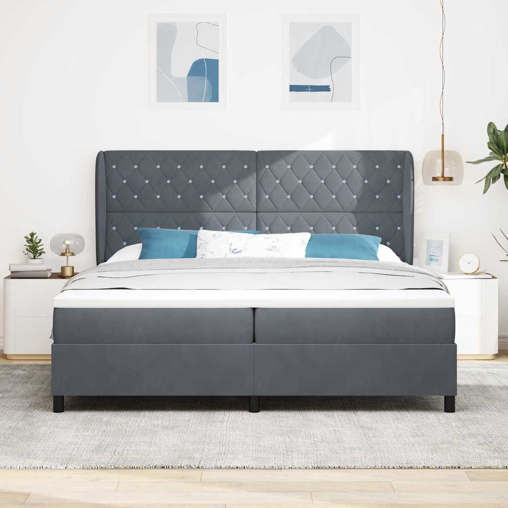 Boxspringbett mit Matratze Dunkelgrau 200 x 200 cm Samt