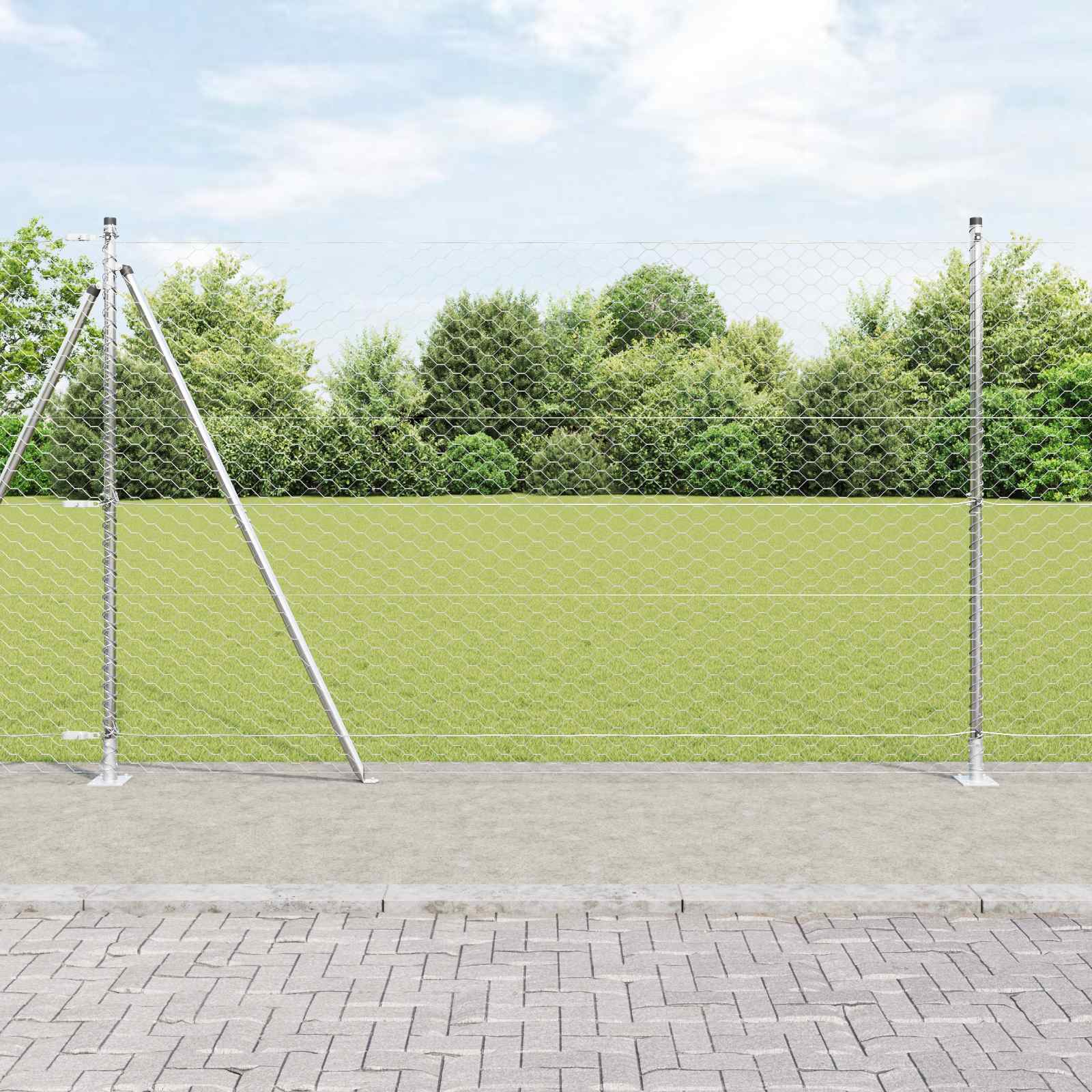 Geschweißter Drahtzaun mit Betonfundament 10 x 1,5 m (B x H)