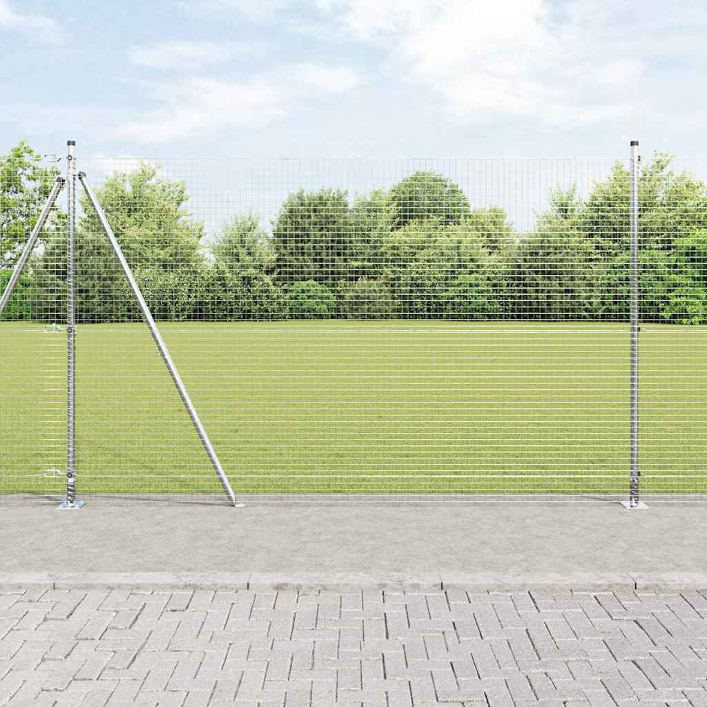 Geschweißter Drahtzaun mit Betonfundament 25 x 1,4 m (B x H)