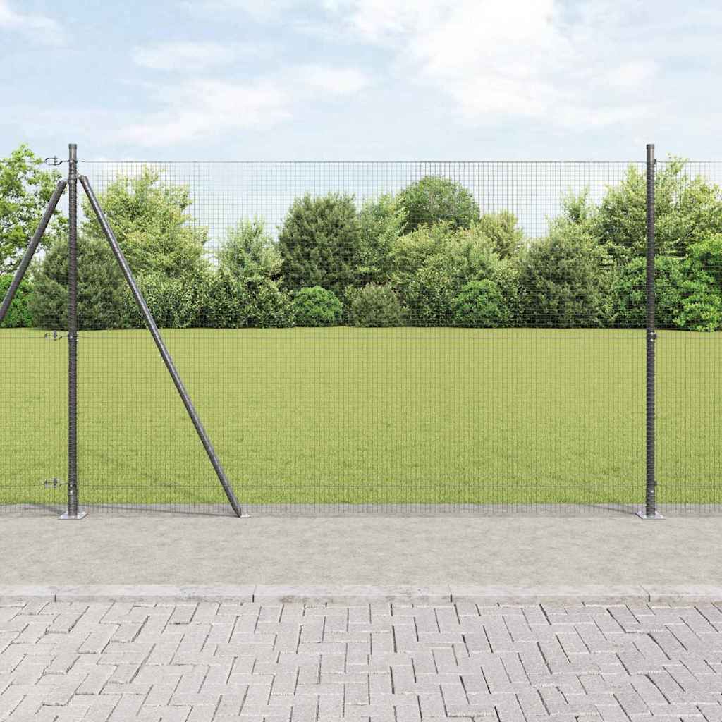 Geschweißter Drahtzaun mit Betonfundament 25 x 1,4 m (B x H)