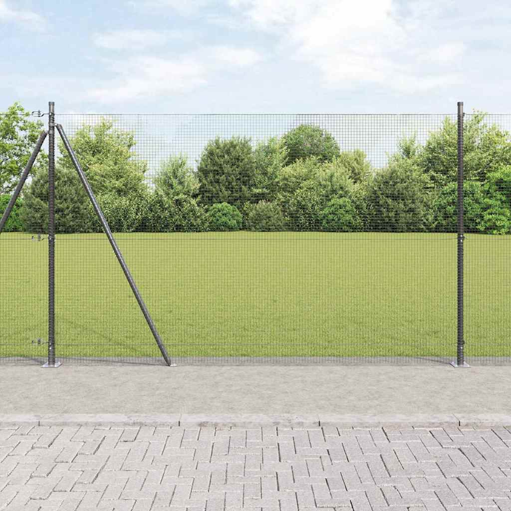 Geschweißter Drahtzaun mit Betonfundament 50 x 1,4 m (B x H)