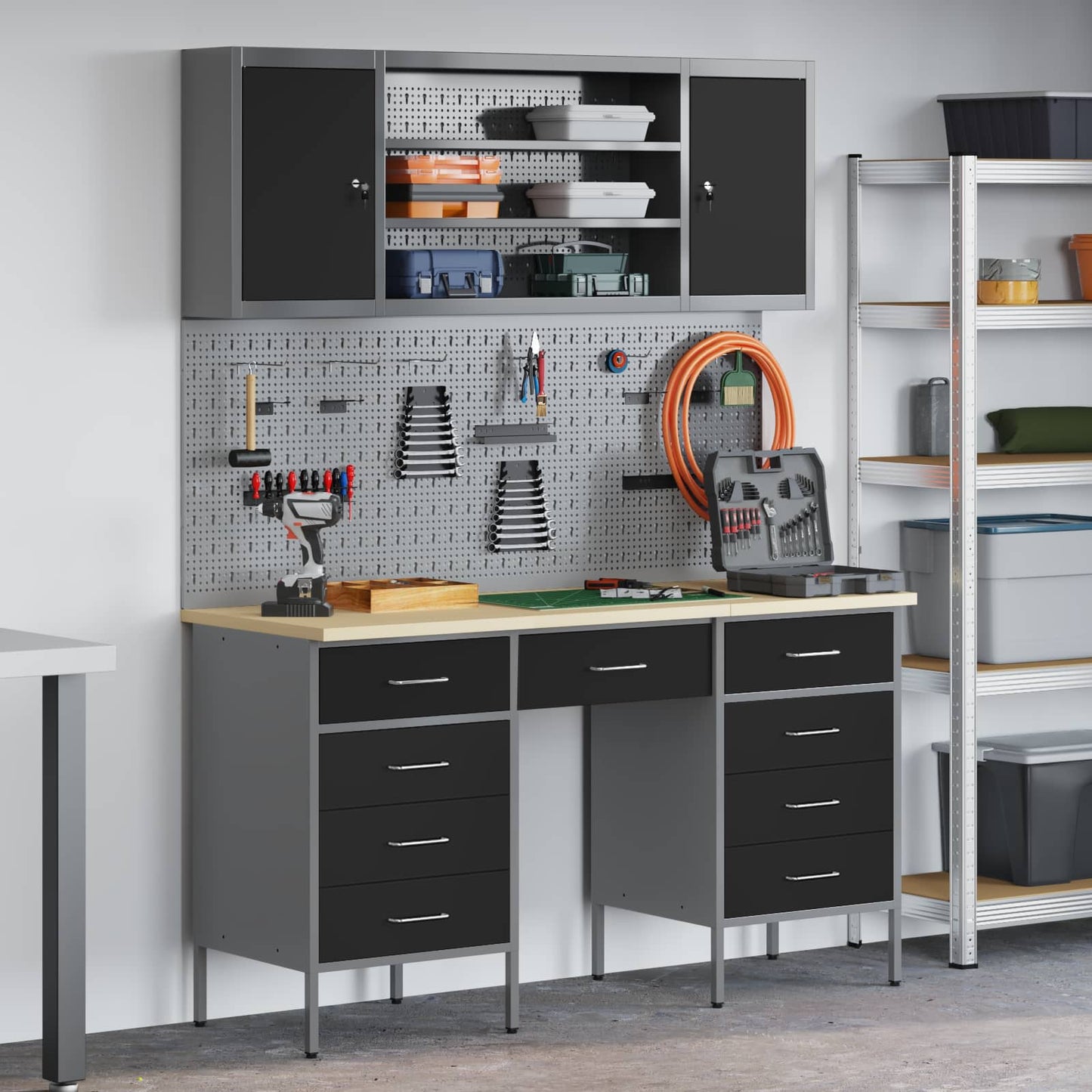 Werkbank mit Speicher 8 stk. Schwarz Ingenieure Holz und Stahl