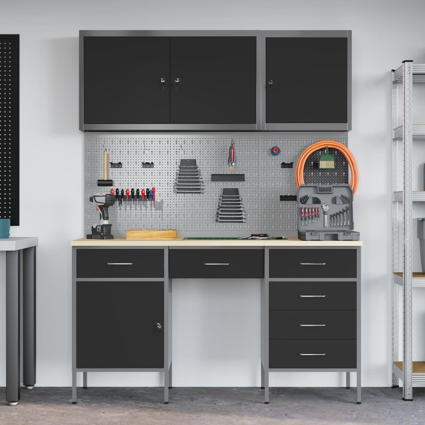 Werkbank mit Speicher 8 stk. Schwarz Ingenieure Holz und Stahl