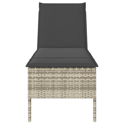 Sonnenliege mit Auflage Hellgrau 55x200x44 cm Poly Rattan