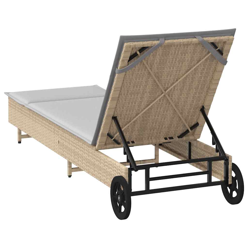 Bain de soleil à roulettes et coussin en polyrotin beige