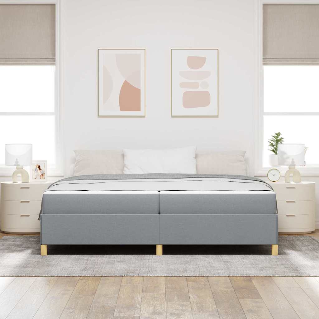 Bettrahmen mit Matratze Hellgrau 200 x 200 cm Stoff