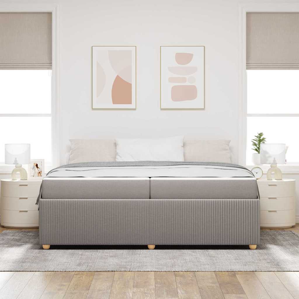 Bettgestell mit Matratze mit Matratze Taupe 200 x 200 cm Stoff