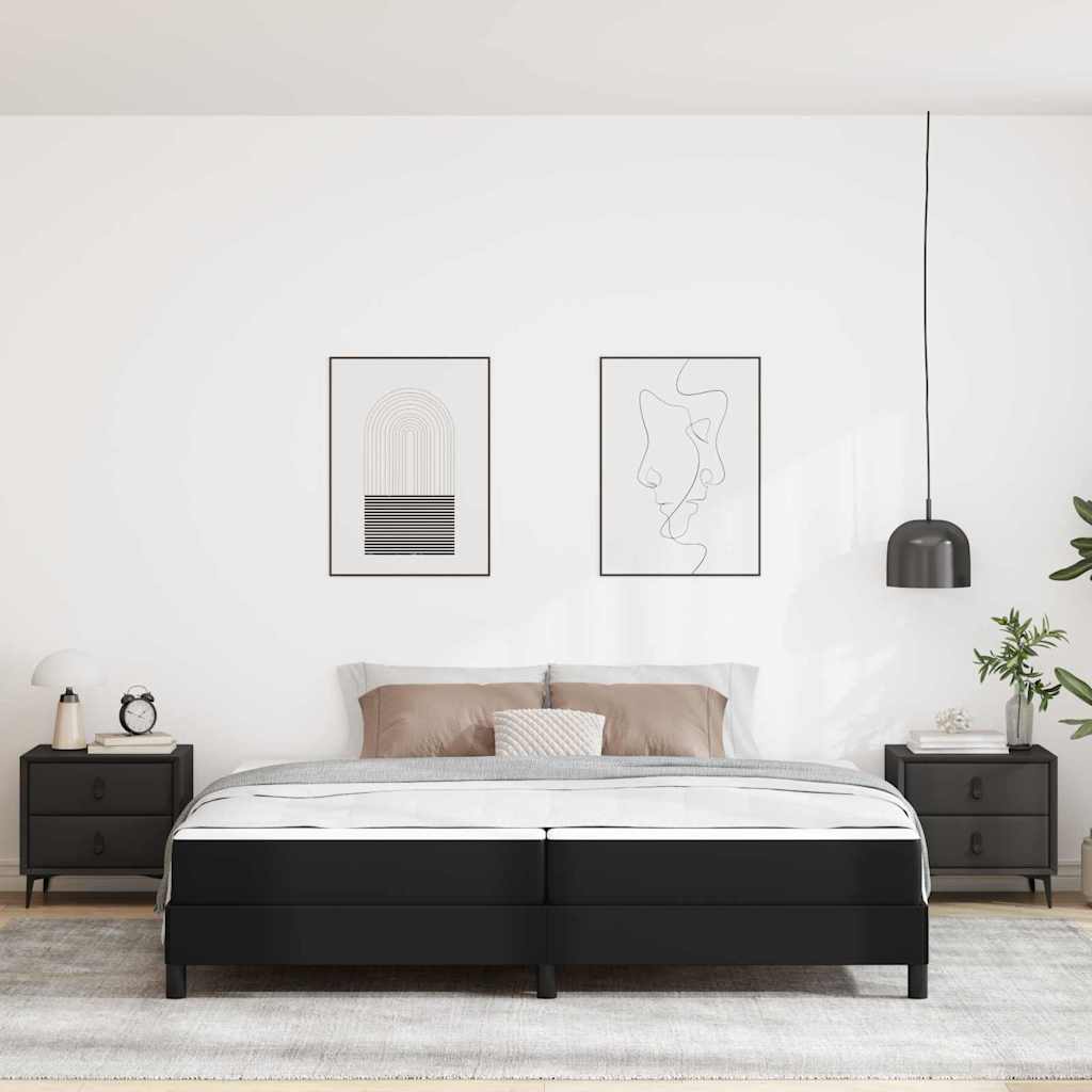 Bett mit Matratze Schwarz 200 x 200 cm Kunstleder