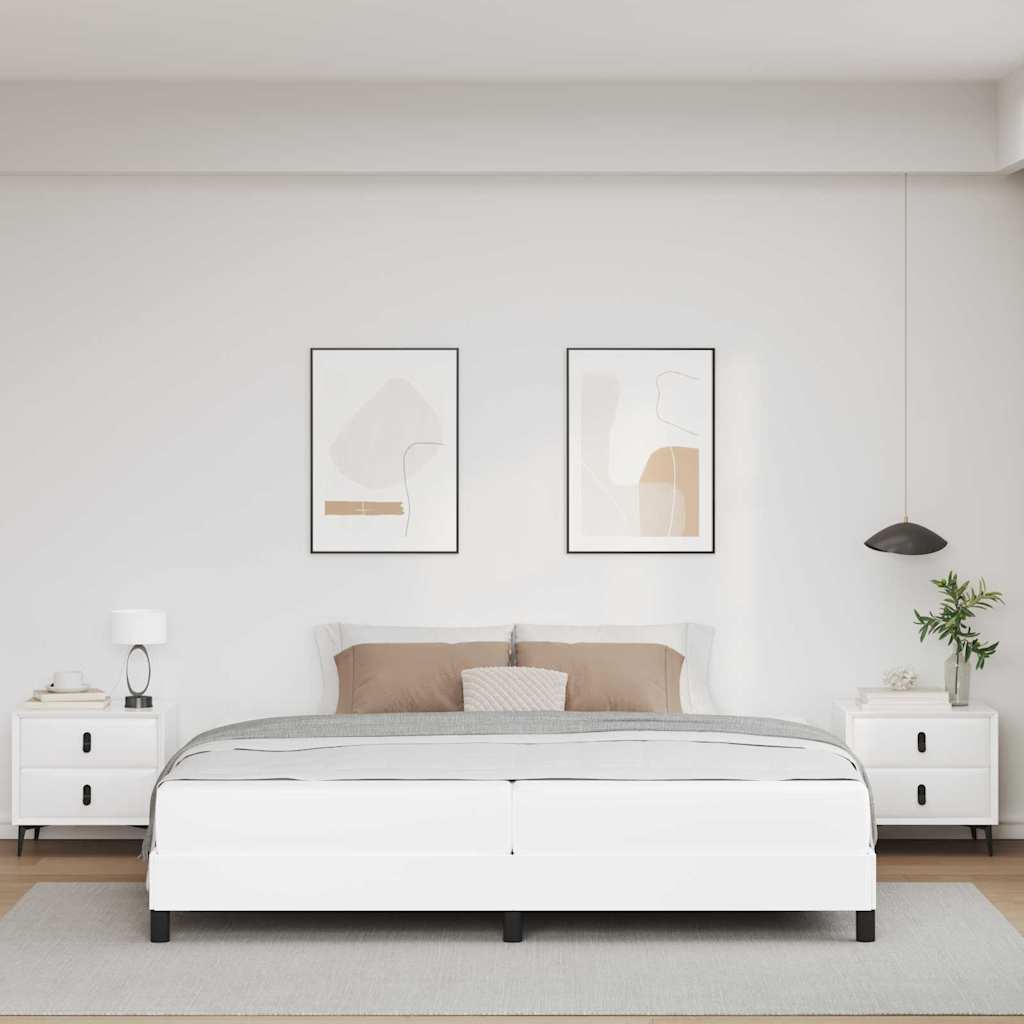 Bett mit Matratze Reinweiß 200 x 200 cm Kunstleder
