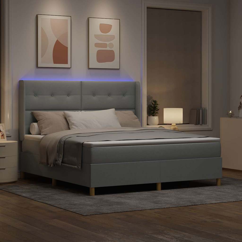 Boxspringbett mit LED-Lichtleisten Hellgrau 180 x 200 cm Stoff