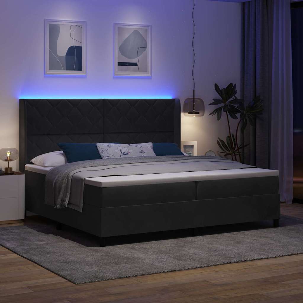 LED Boxspringbett mit Matratze Schwarz 200 x 200 cm Samt