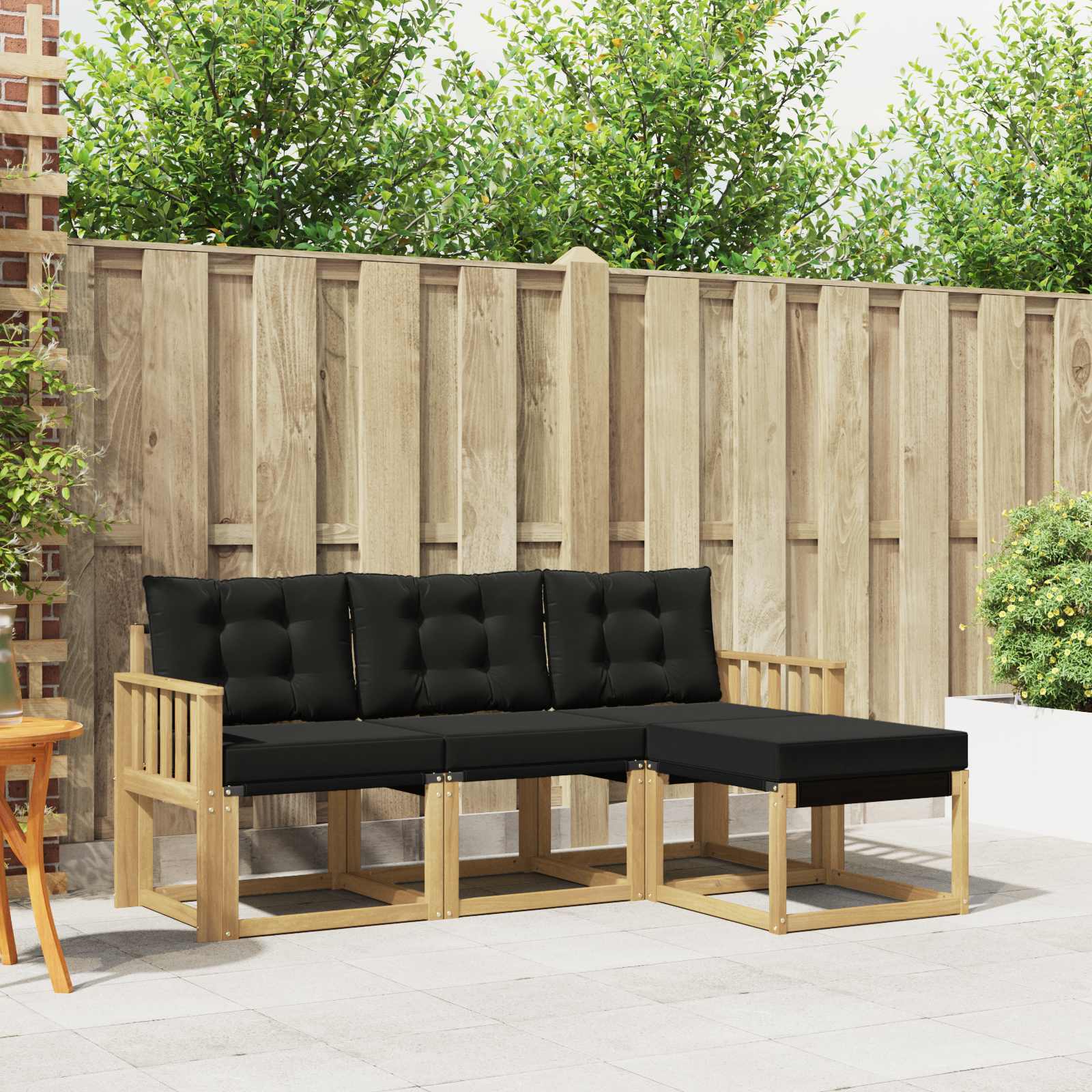 Outdoor-Sofagarnitur mit Kissen 4 pcs Weiß und Schwarz
