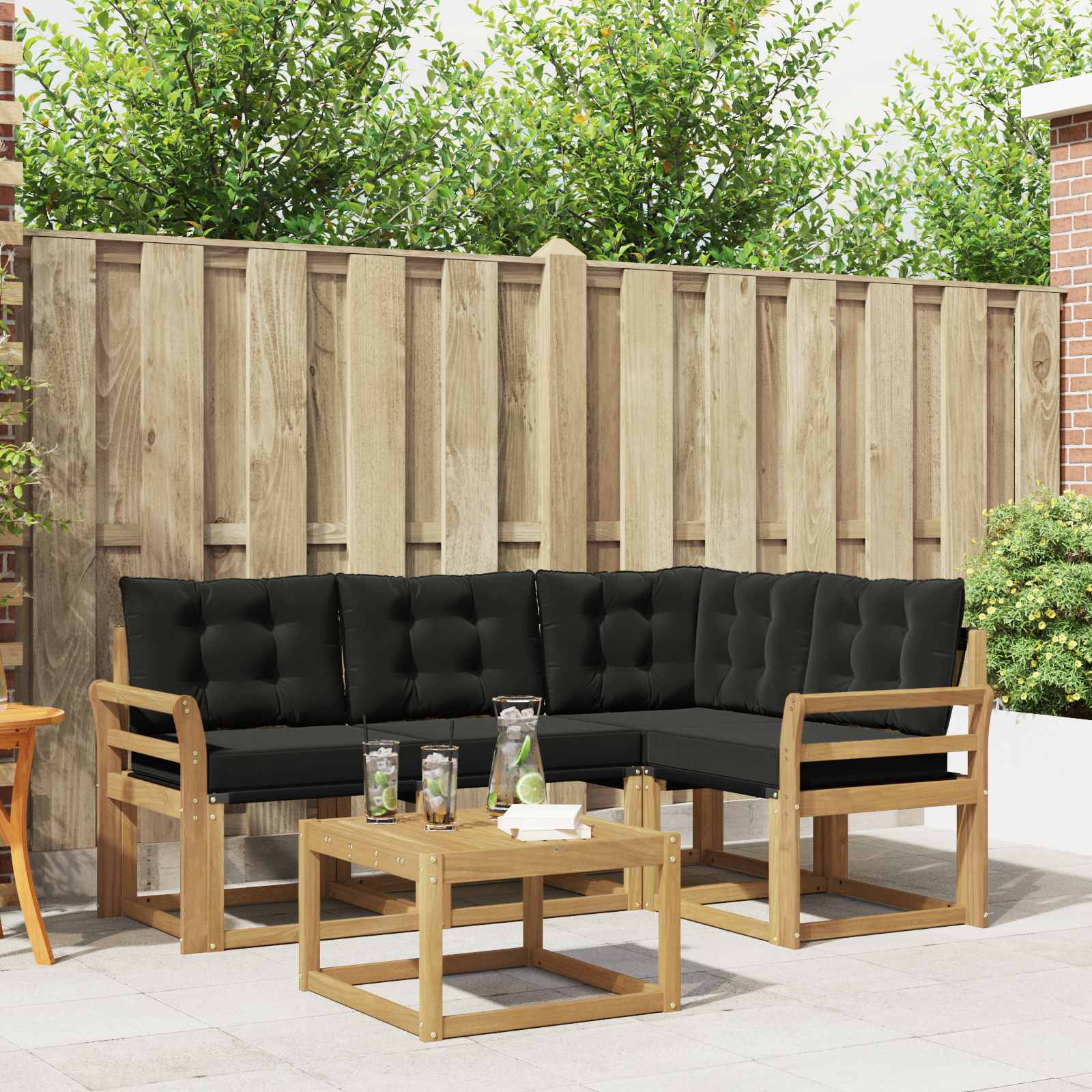 Outdoor-Sofagarnitur mit Kissen 5 pcs Weiß und Schwarz